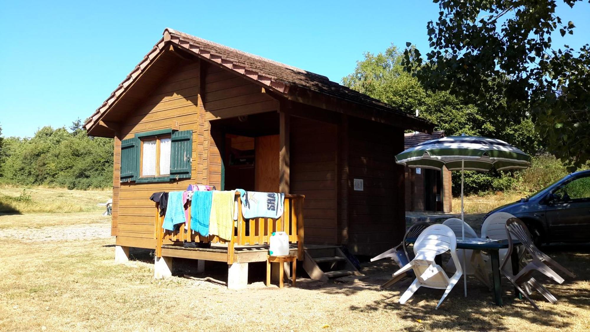 Camping De Saulieu Exterior foto